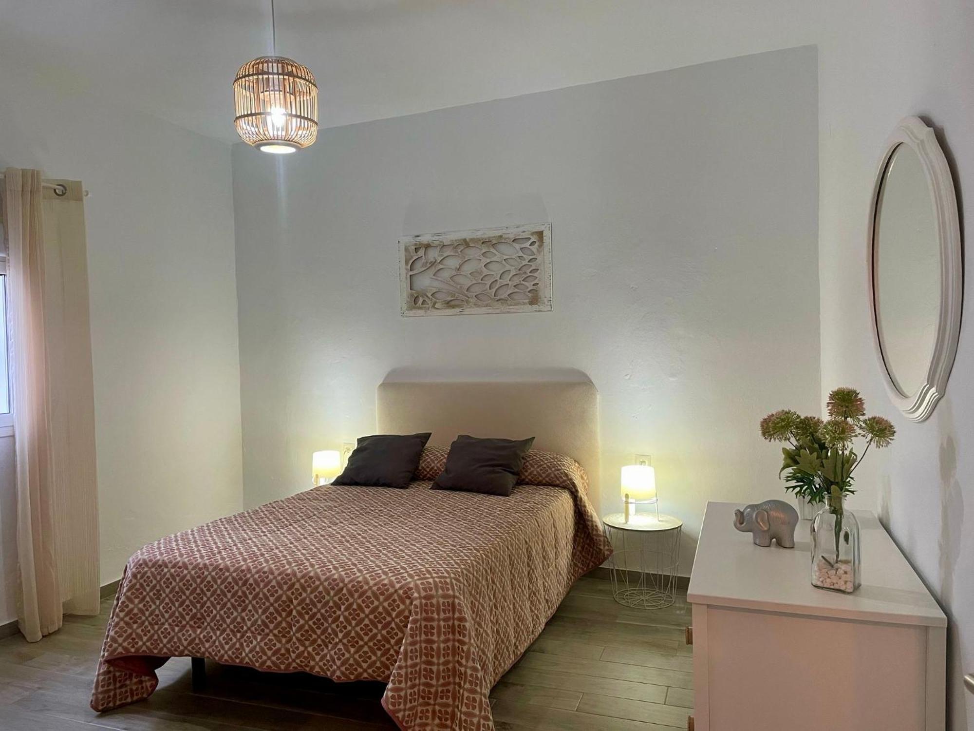 Conil Calle Trafalgar Centro Solo Familias Y Parejas 科尼尔-德拉弗龙特拉 外观 照片
