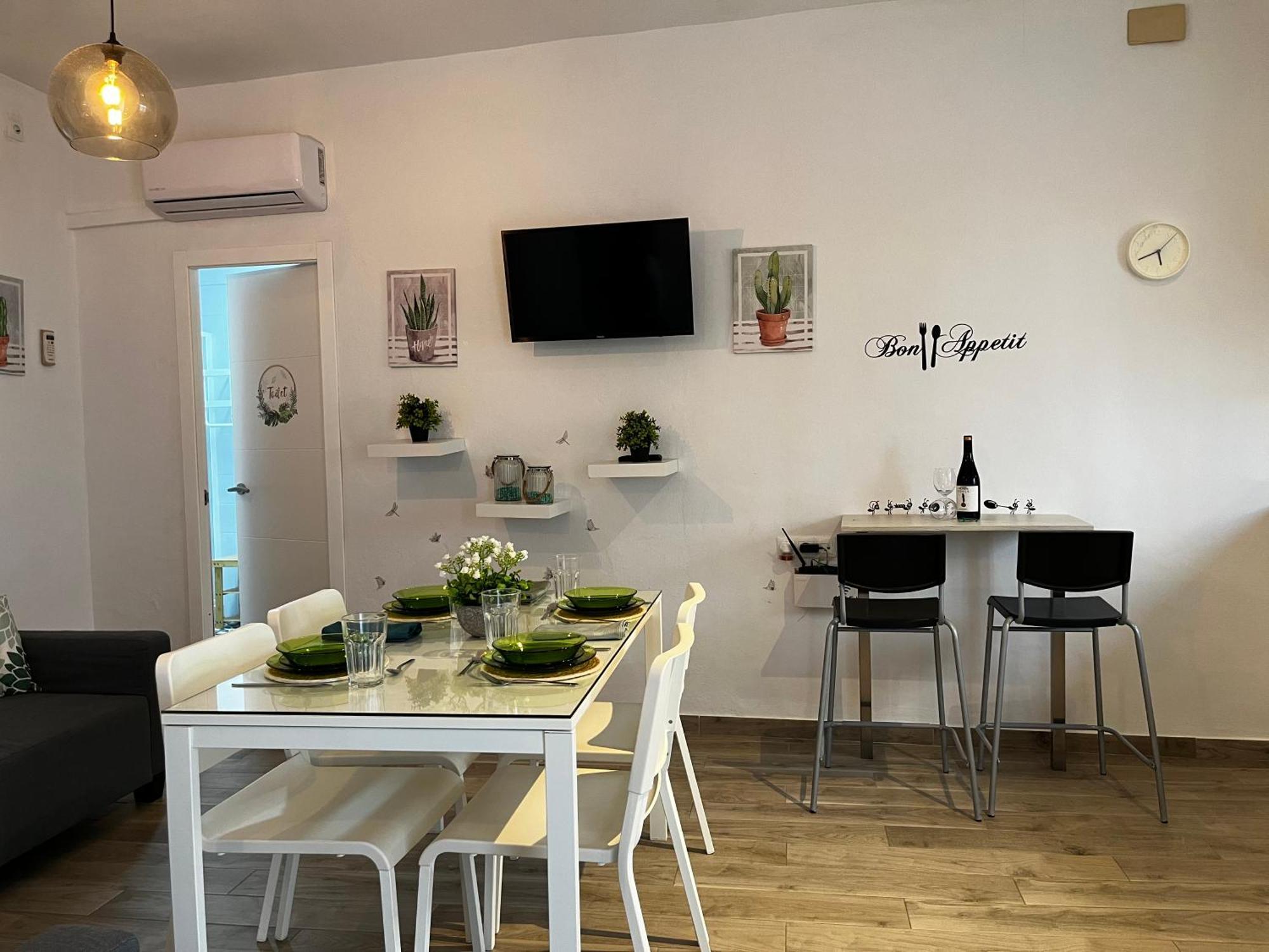 Conil Calle Trafalgar Centro Solo Familias Y Parejas 科尼尔-德拉弗龙特拉 外观 照片